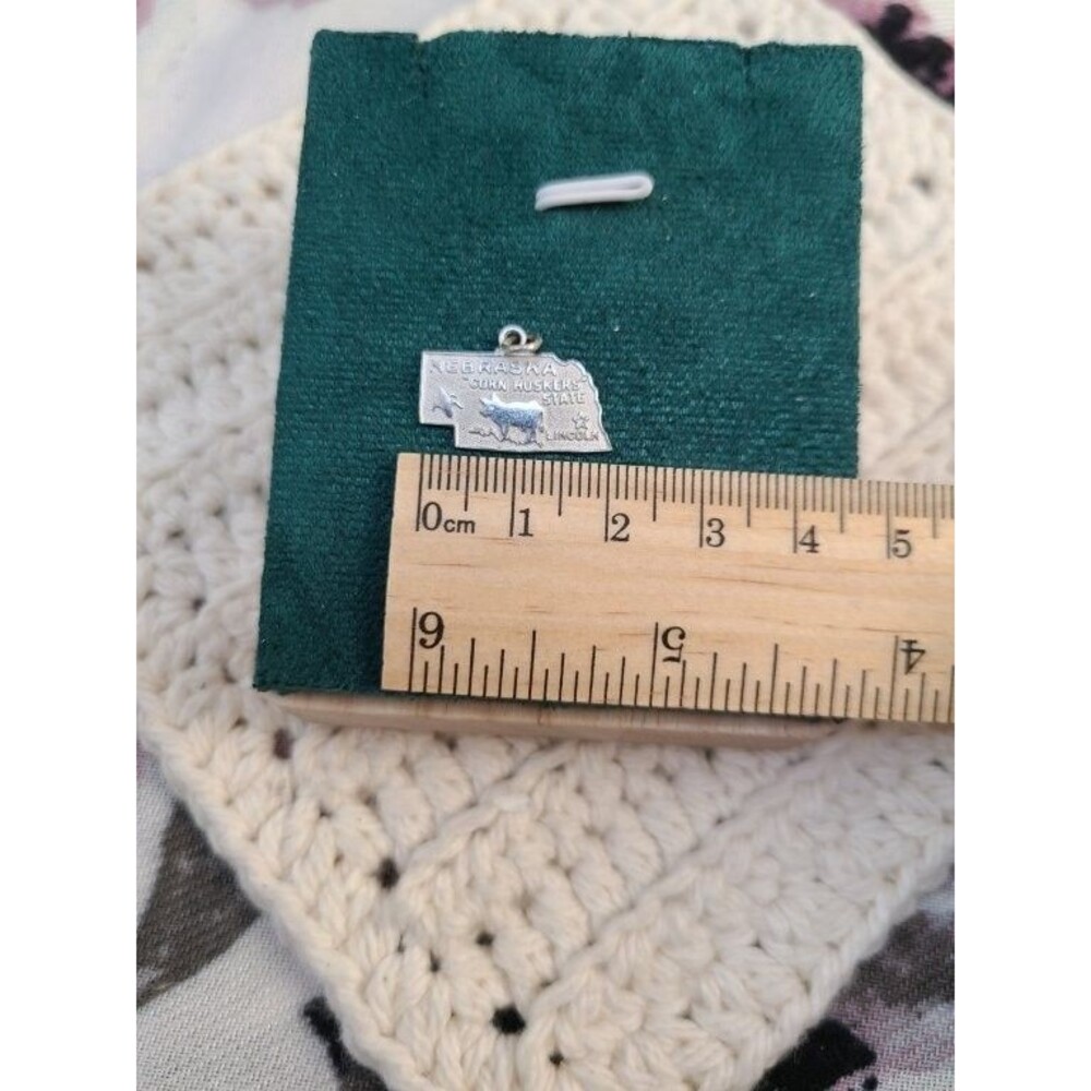 Vintage Sterling Silver Nebraska State Charm 1961 Cornhuskers Souvenir Pendant - Picture 6 of 8
